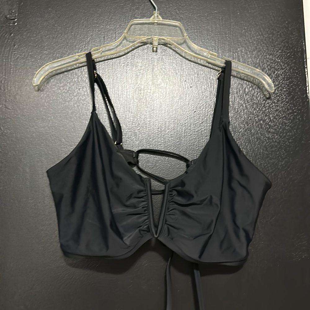 Black Bikini top. XL